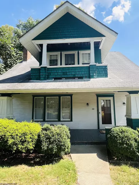 1612 Mary Lou Retton Dr, Fairmont, WV 26554