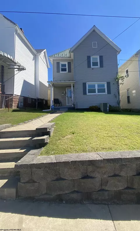 1118 Nutter St, Clarksburg, WV 26301
