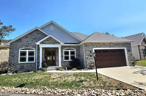 118 Mountain Ln, Morgantown, WV 26501
