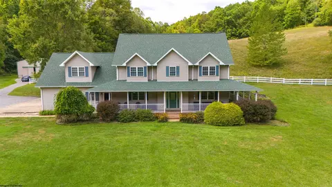398 Raccoon Run Rd, Salem, WV 26426