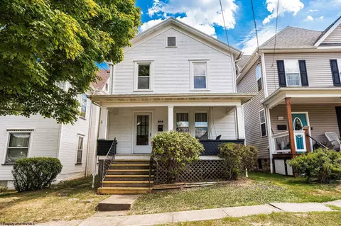 512 Mt Vernon Ave, Fairmont, WV 26554