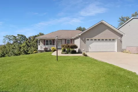 408 Eastgate Dr, Morgantown, WV 26508