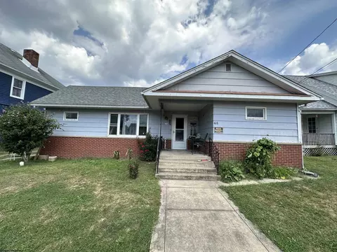 68 S Florida St, Buckhannon, WV 26201