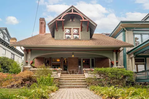 216 Park St, Morgantown, WV 26501
