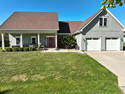 25 School St, West Milford, WV 26451