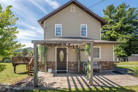 1020 Wayne Ave, Morgantown, WV 26501