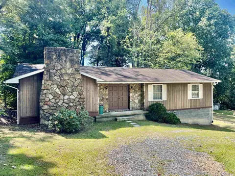 1922 Nicki St, Fairmont, WV 26554