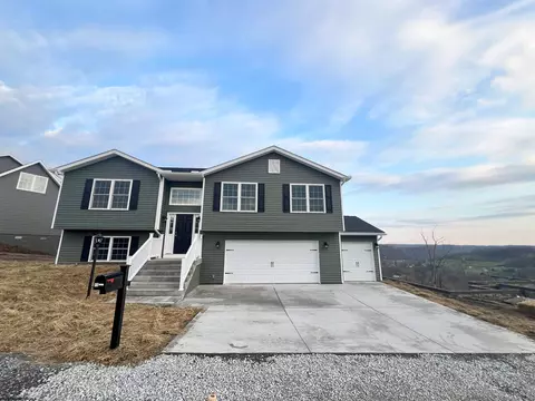 13 Angus Ln, Fairmont, WV 26554