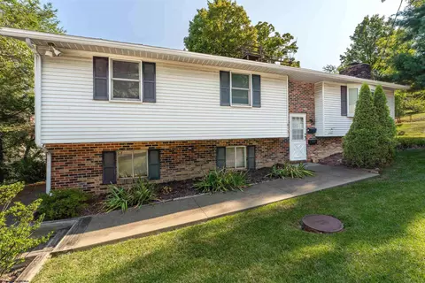 813 Grand St, Morgantown, WV 26501