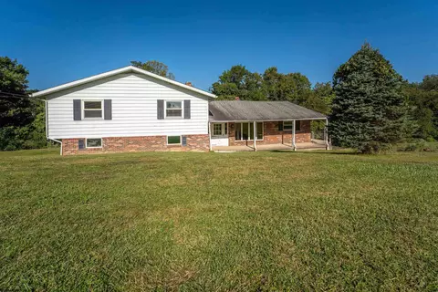48 Nuce Ln, Morgantown, WV 26508