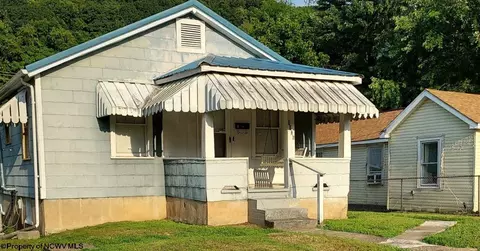 5706 Church Dr, Charleston, WV 25306