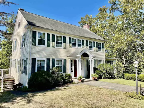 101 Avondale Rd, Fairmont, WV 26554