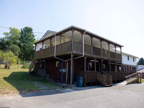 542 Cardinal Dr, Elkview, WV 25071