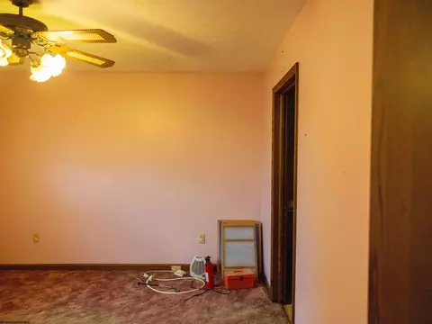 Bedroom - 542 Cardinal Dr, Elkview, WV 25071 photo 5 of 6