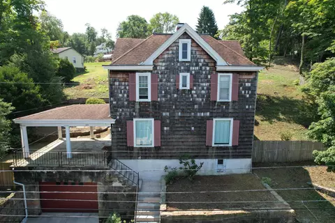 344 Jackson Ave, Morgantown, WV 26501