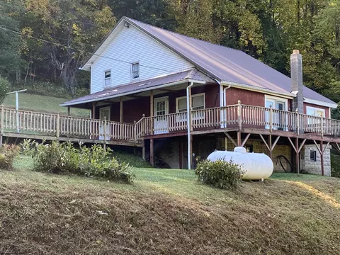 2126 Location Rd, Parsons, WV 26287