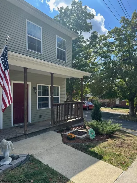 130 Putnam St, Morgantown, WV 26505
