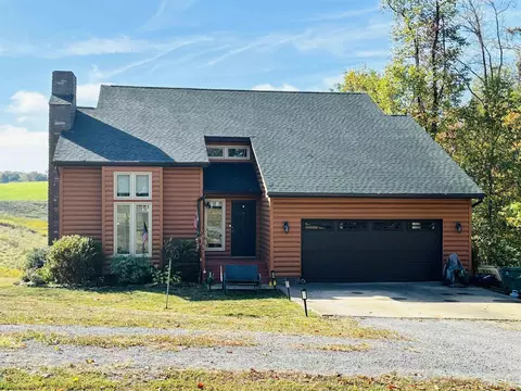 98 Kraft Rd, Grafton, WV 26354