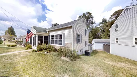 1147 Avalon Rd, Fairmont, WV 26554