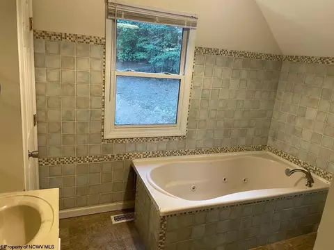 Bath - 30 Rebas Rd, Beverly, WV 26253 photo 3 of 5