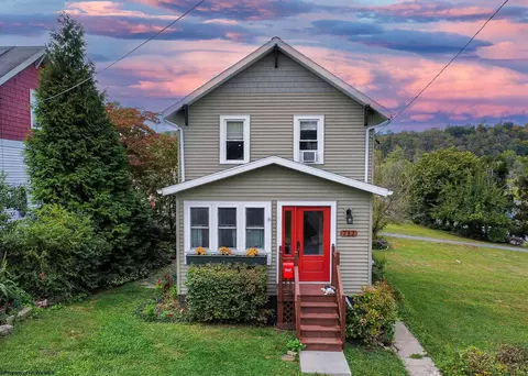 712 Elysian Ave, Morgantown, WV 26501