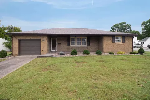 502 W Philadelphia Ave, Bridgeport, WV 26330
