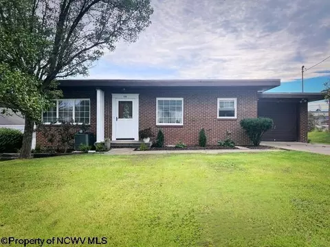 108 Mandan Rd, Clarksburg, WV 26301