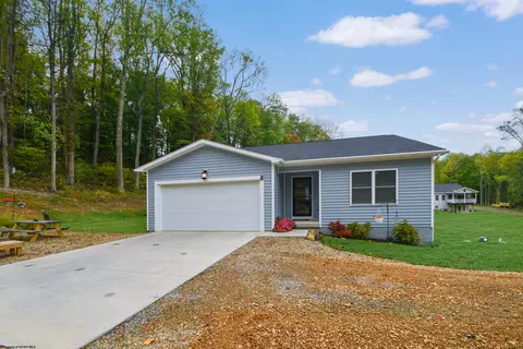 5 Jasmine Ln, Morgantown, WV 26508