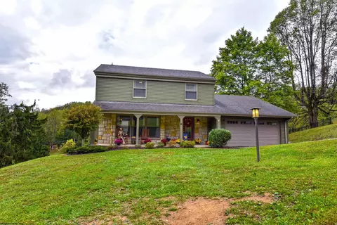 14 Briarwood Ter, Fairmont, WV 26554