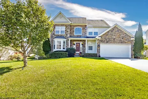 315 Dairy Ln, Morgantown, WV 26508