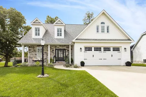 100 Hidden Brook Cir, Morgantown, WV 26508