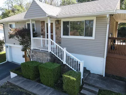 424 Palatine Ave, Fairmont, WV 26554