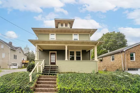 58 Tyler St, Westover, WV 26501