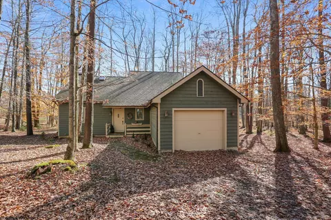 385 Maple Ave, Davis, WV 26260