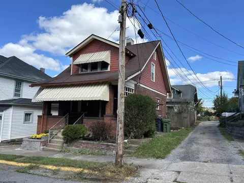 305 Spring Rd, Morgantown, WV 26501 photo 2