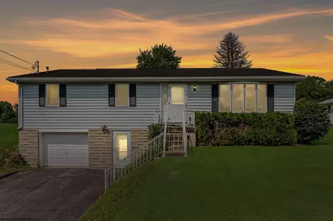 113 Seemont Dr, Kingwood, WV 26537