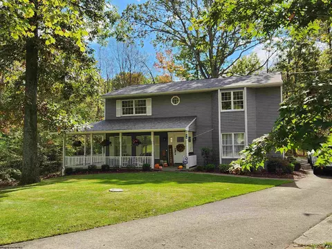44 Leopard Ln, Fairmont, WV 26554