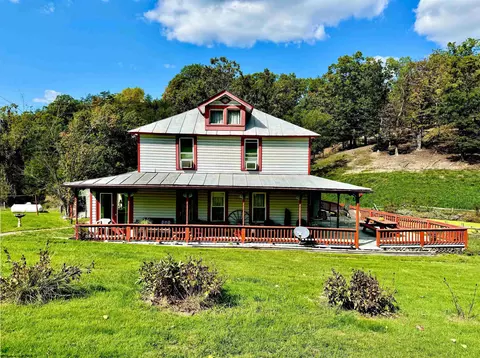 92 Arnold Rd, Petersburg, WV 26847