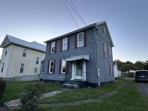 615 N River Ave, Weston, WV 26452