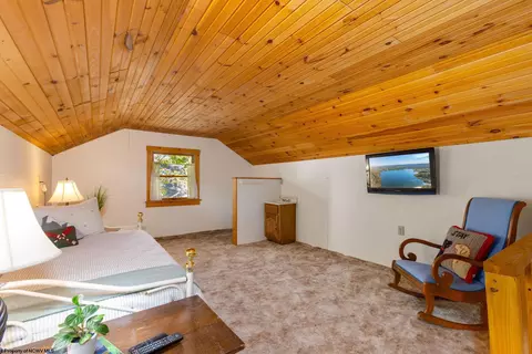 Bedroom - 199 Aster Cir, Terra Alta, WV 26764 photo 8 of 9