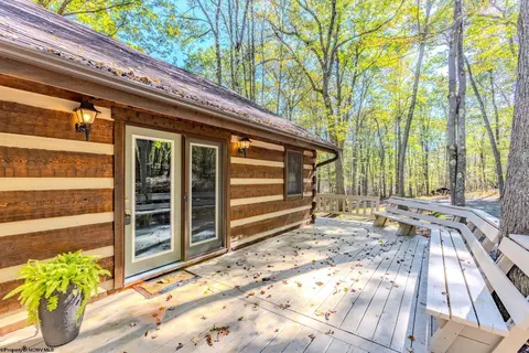 Exterior - 199 Aster Cir, Terra Alta, WV 26764 photo 8 of 14