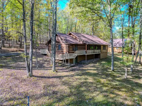 199 Aster Cir, Terra Alta, WV 26764