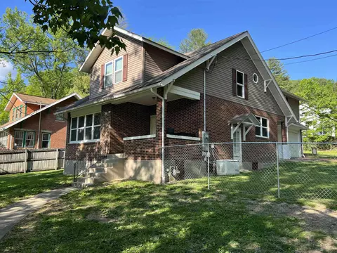 102 Harpertown Rd, Elkins, WV 26241
