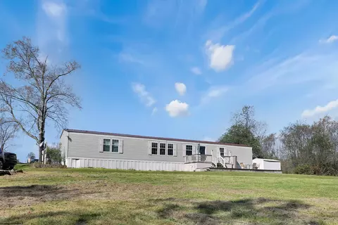 59 Park St #CORINTH, Terra Alta, WV 26764