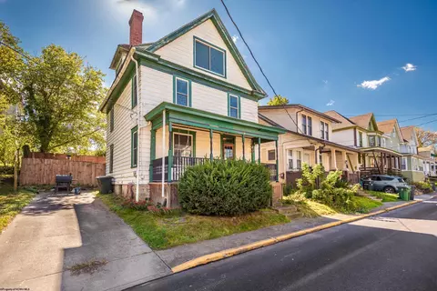 436 Clark St, Morgantown, WV 26501