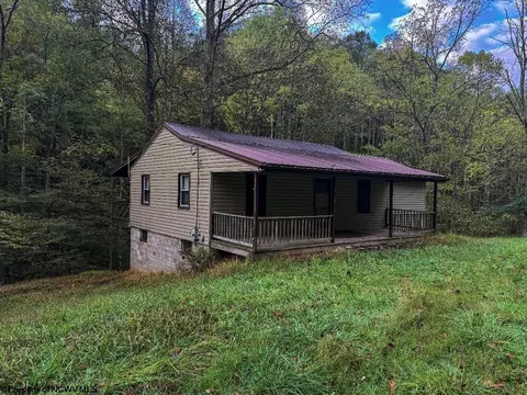 513 Barker Run Rd, Wileyville, WV 26581