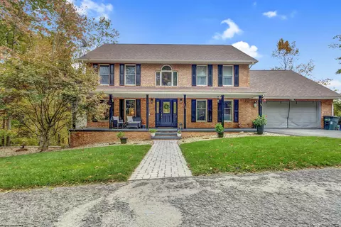 12 Skyview Dr, Mount Clare, WV 26408