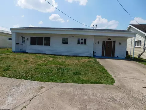 115 Ullom St, Fairmont, WV 26554