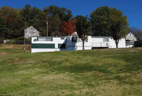 63 Holt St #CENTURY 1, Buckhannon, WV 26201