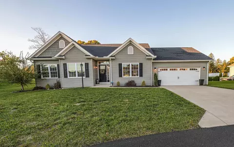 131 Friend Dr, Morgantown, WV 26508